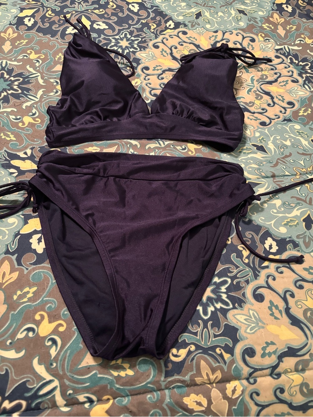 (A326)Woman's Navy Blue 2Pc Swimsuit Size Medium by Time and Tru